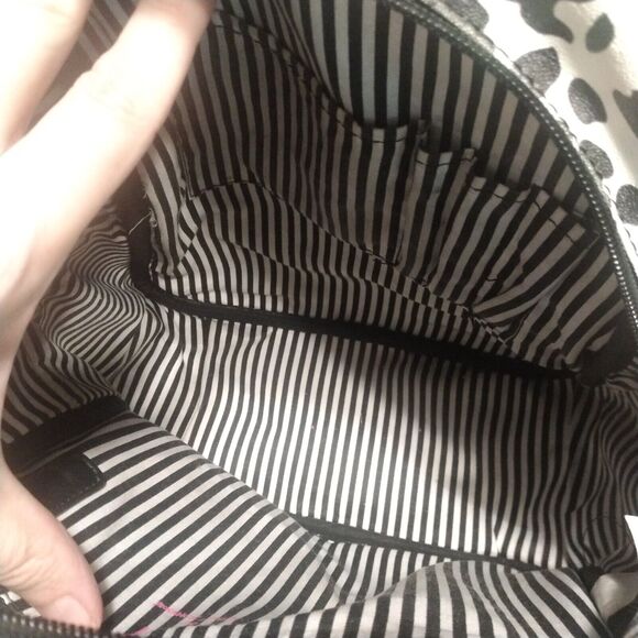 Luv Betsey Johnson Kitsch Backpack Leopard Cat Medium Bag Purse Black White - Picture 9 of 14